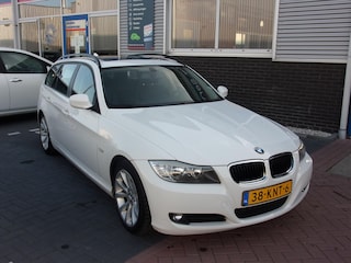 BMW 3-serie 2.0 318 I TOURING 105KW High Executive