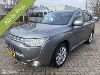 Mitsubishi Outlander 2.0 PHEV Instyle+