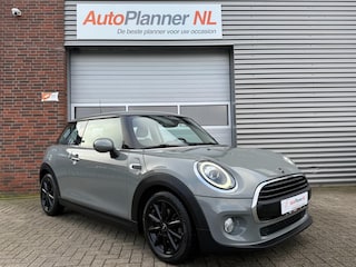 Mini Cooper One 1.5! Clima! Cruise! Navi! Stoelverw.!