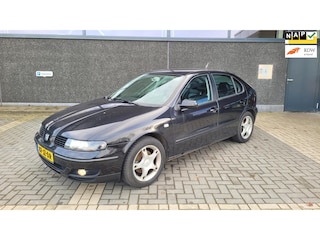 Seat Leon 1.8-20V 125 pk Sport *vol leder* *historie* *1e eigenaar*