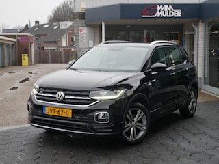 Volkswagen T-Cross 1.0 TSI STYLE BNS R-LINE **Clima//Navi//Lm **