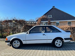 Ford Escort 1.6 XR3 2e Eigenaar 98000KM Top staat nooit gerestaureerd helemaal origineel en Nederlands
