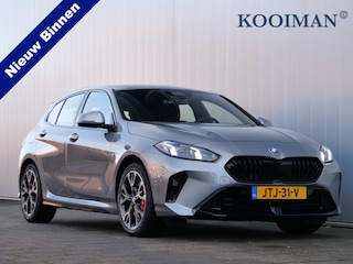 BMW 116 automaat 123pk M Sportpakket Pro Stoelverwarming /  Camera / Keyless entry