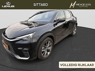 Lexus LBX Elegant 2WD