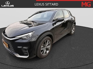 Lexus LBX Elegant 2WD