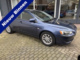 Mitsubishi Lancer Sports Sedan 1.6 Edition One