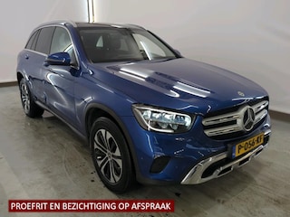 Mercedes-Benz GLC 300e 4MATIC Business Solution 1e Eigenaar | Dealer Onderh | BTW | NL-Auto | Pano | Stoelverwarming | Elek Stoelen+Klep | Camera  | Navi | 2Kabels | Full Led | Keyless | PDC | DAB |