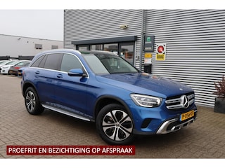 Mercedes-Benz GLC 300e 4MATIC Business Solution 1e Eigenaar | Dealer Onderh | BTW | NL-Auto | Pano | Stoelverwarming | Elek Stoelen+Klep | Camera  | Navi | 2Kabels | Full Led | Keyless | PDC | DAB |