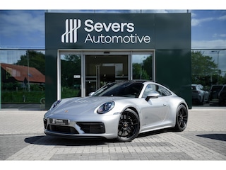 Porsche 911 3.0 Carrera 4 GTS | Elektrisch glazen schuif-/kanteldak | 18-voudig Sportstoelen met memory | BOSE Surround-Sound-System | Porsche Active Suspension Management | SportDesign Side Skirts | ParkAssistent inclusief achteruitrijcamera |