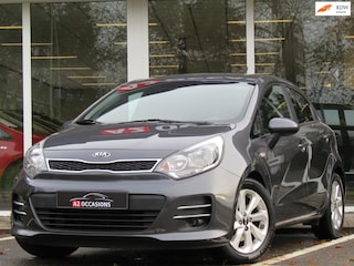Kia Rio 1.2 (4 cilinder) Clima/Bluetooth/Stoel en Stuurverwarming/PDC