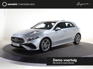 Mercedes-Benz A-klasse 180 Business Solution AMG | Panoramaschuifdak | Achteruitrijcamera | Nightpakket | MULTIBEAM LED | Stoelverwarming |
