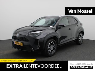 Toyota Yaris Cross 1.5 Hybrid Dynamic | Automaat | Parkeer sensoren | LMV | Stoel verwarming | Navigatie | DAB | Camera | Panorama dak | Cruise control |