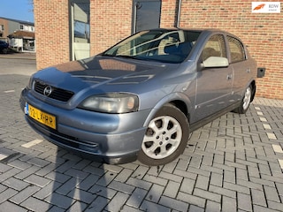 Opel Astra 1.6 Njoy