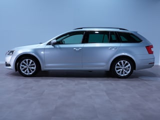 Skoda Octavia Combi 1.0 TSI 115pk Business Edition Navigatie Trekhaak Stoelverwarming Android/Carplay PS