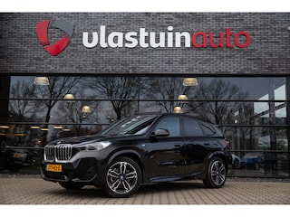 BMW X1 xDrive25e , Panoramadak, Head-up display, 360-camera,