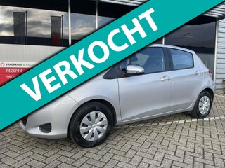 Toyota Yaris 1.0 VVT-i Aspiration / camera