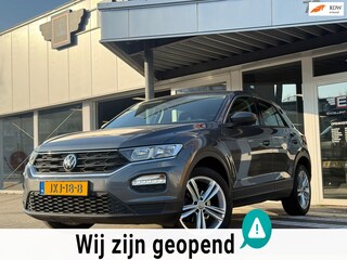 Volkswagen T-Roc 1.5 TSI DSG Style | Navigatie