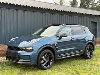 Lynk & Co 01 1.5 Plug in Hybrid Black Edition Bomvol