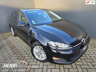 Volkswagen Golf 1.2 TSI CUP Edition Camera / Trekhaak / Navi / ParkAssist / Xenon