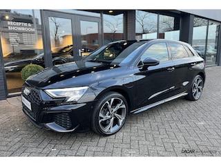 Audi A3 Sportback 40 TFSI e S Line I 18 inch I LED