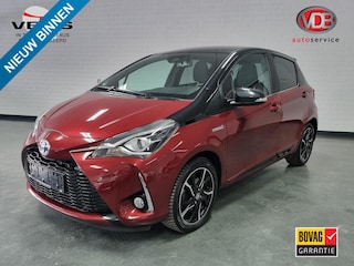Toyota Yaris 1.5 Hybrid Style Selection / Bi-Tone