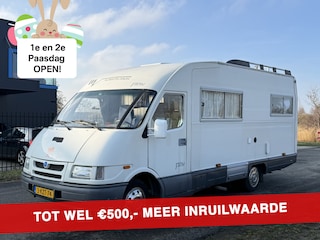 Iveco Camper EUROYACHT Zonnepanelen / Fietsenrek / Dakrails / Luifel / Navigatie / Cruise Control / Toilet+Douche