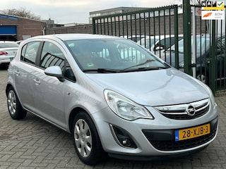 Opel Corsa 1.4-16V Anniversary Edition 1e eigenaar dealer onderhouden cruis control airco elektrische ramen cv op afs