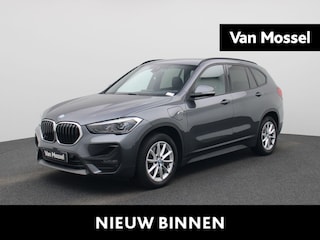 BMW X1 xDrive25e (162 kW) | Cruise Control | Head-up display | Stoelverwarming | Achteruitrijcamera | Lederenbekleding | Climate Control |