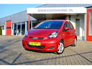 Toyota Aygo 1.0-12V Aspiration Red Aut. *59.810km!* Airco|LMV|Leder-Alcantara