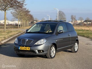 Lancia Ypsilon 1.4 Platino Pano/Cruise