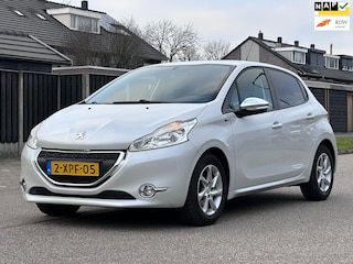 Peugeot 208 1.2 VTi Style 5DR*Navigatie*Cruise*Distributie VV&Clima*NAP*Trekhaak*LM velgen*