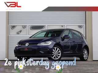 Volkswagen Golf 1.5 TSI 150PK Highline Business R-line Automaat