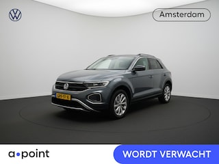 Volkswagen T-Roc 1.5 TSI Oranje Edition 150 pk Automaat (DSG) | Verlengde garantie | Navigatie via App | Autom. airco | Parkeersensoren (Park assist) | Achteruitrijcamera |