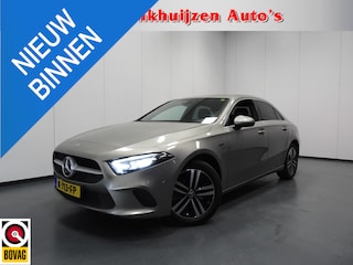 Mercedes-Benz A-klasse 250e Aut. Luxury Limited NAVI/LEER/LED/SFEER/17"LMV!