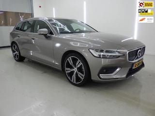 Volvo V60 2.0 B3 163 PK R-Design+Volleder+stoel&stuur-verw+pano-dak+19"LMV+elek-Klep+trekhaak+Navigatie = SUPER !!