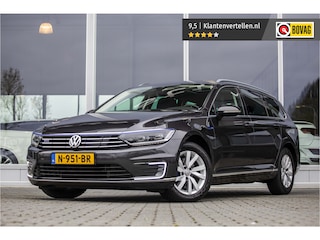Volkswagen Passat Variant 1.4 TSI GTE Highline | Pano | Trekhaak | Stoelverwar.