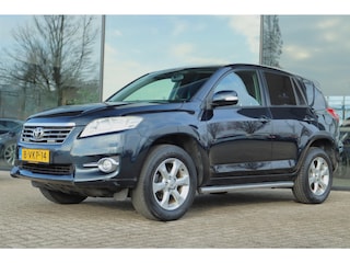 Toyota RAV4 2.2 D-4D DYNAMIC 4WD GRIJS KENTEKEN | TREKHAAK | CLIMATE | CRUISE