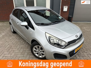 Kia Rio 1.2 CVVT Comfort Pack / Navi / Camera / Airco / 5DRS / NAP