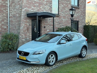 Volvo V40 1.5 T2 Nordic Automaat 43000km!