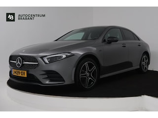 Mercedes-Benz A-klasse 250 e Business Solution AMG Limited (SFEERVERLICHTING, STOELVERWARMING, ACHTERUITRIJCAMERA, SENSOREN)
