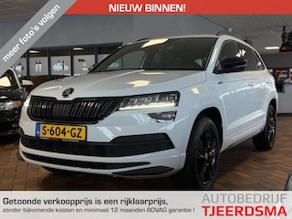 Skoda Karoq 1.5 TSI ACT Sportline Business | Navigatie | Stoelverwarming | Stuurwiel Verwarmd | Camera | Navigatie | Climate Control | Adaptieve Cruise Control | LED Koplampen | KEyless | Metallic | All Season Banden |