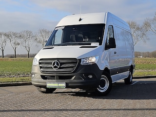 Mercedes-Benz Sprinter 314 L2H2 RWD Mbux