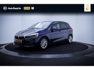 BMW 2-serie Tourer 216i Executive Sport FULL LED | CAMERA | CARPLAY | NAVI | AFN TREKHAAK | CLIMA | CRUISE | PDC V+A | LMV