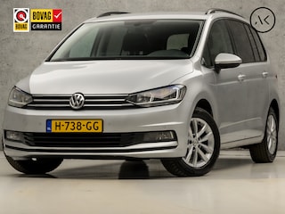 Volkswagen Touran 1.5 TSI Comfortline 7 Persoons 150Pk Automaat (APPLE CARPLAY, GROOT NAVI, CAMERA, TREKHAAK, ADAPTIVE CRUISE, SPORTSTOELEN, GETINT GLAS, PARKEERSENSOREN, NIEUWSTAAT)