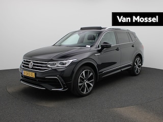 Volkswagen Tiguan 1.5 TSI R-Line Business+ 7p. AUTOMAAT | PANORAMADAK | ADAPTIEVE CRUISE | HEAD-UP | R-LINE 3X | VIRTUEEL | 7 ZITS | WINTERPAKKET | APPLE CARPLAY | NAVIGATIE | CAMERA | PDC | LMV | 12 MAANDEN BOVAG GARANTIE |