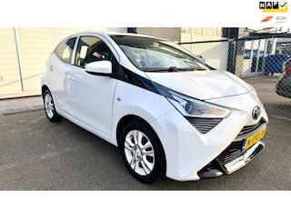 Toyota Aygo 1.0 VVT-i x-play | Camera | Airco | Nette Auto