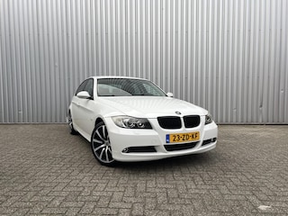 BMW 318i Business Line | Cruise | Leder | Ketting VV
