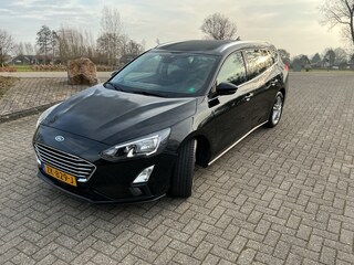 Ford Focus 1.0 ECOB. TREND BUSINESS EDITION