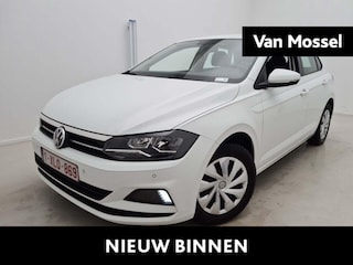 Volkswagen Polo 1.0 TSI Comfortline 95 PK| Dealer Onderhouden | Navigatie | Parkeersensoren Voor & Achter | Climatronic | Cruise Control | All Season Banden