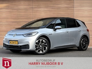 Volkswagen ID.3 Pro 58 kWh Camera / SOH 94% / Stoel en Stuur verwarming / LED / Draaghaak / Navi / Carplay